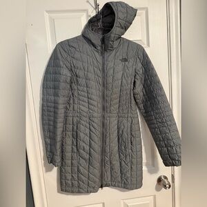 The North Face Women's Charcoal Puffer Coat